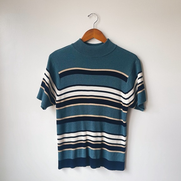 Vintage August Silk Women's Short Sleeve Mock Neck Striped Sweater - Picture 2 of 4